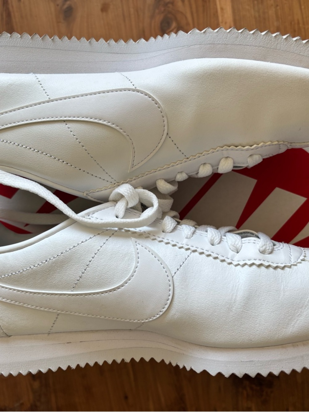 Nike WMNS Classic Cortez Leather Sneakers - White - Picture 4 of 6